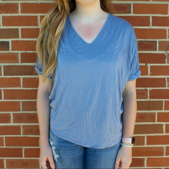 Francesca’s Loose Top - Picture 1 of 2